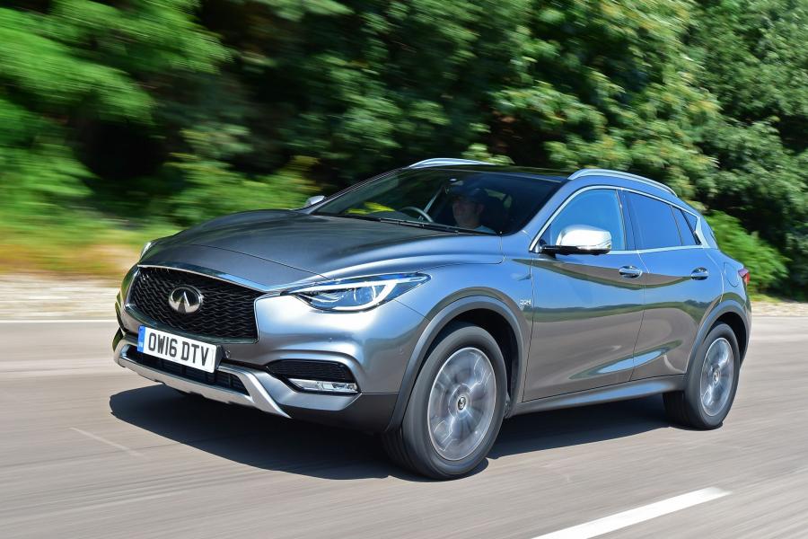  Infiniti QX30 2.2d AWD 2016 года  (UK) (фото 15 из 30)